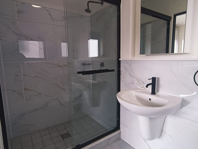 Secure & Stylish: Your New Home at De Kuile Estate - Photo 7