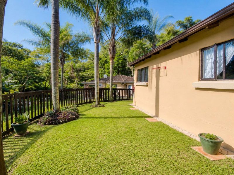 Secure simplex in excellent location - Photo 3