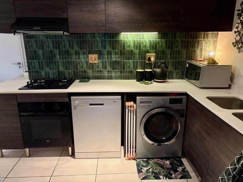 Outstanding Price! Prime Location! - Photo 6