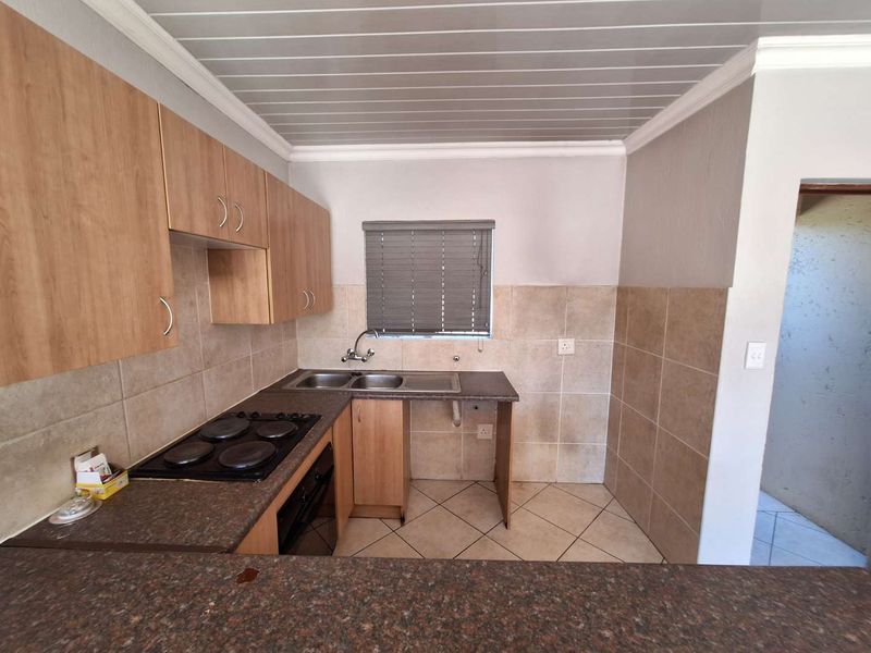 2 Bedroom 2 Bathroom - Photo 9