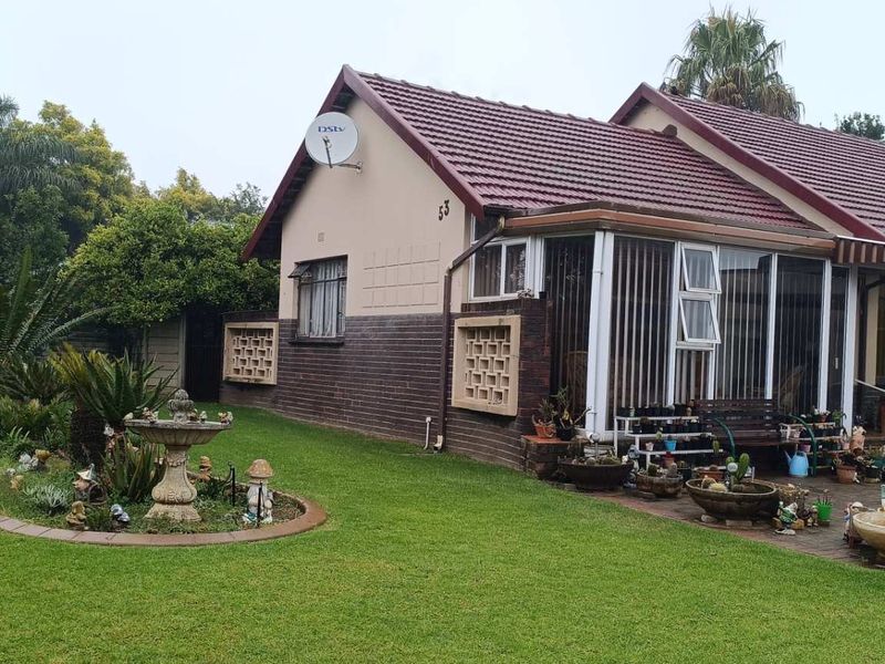 "Kempton Park Family Home with Income Potential!" - Photo 3