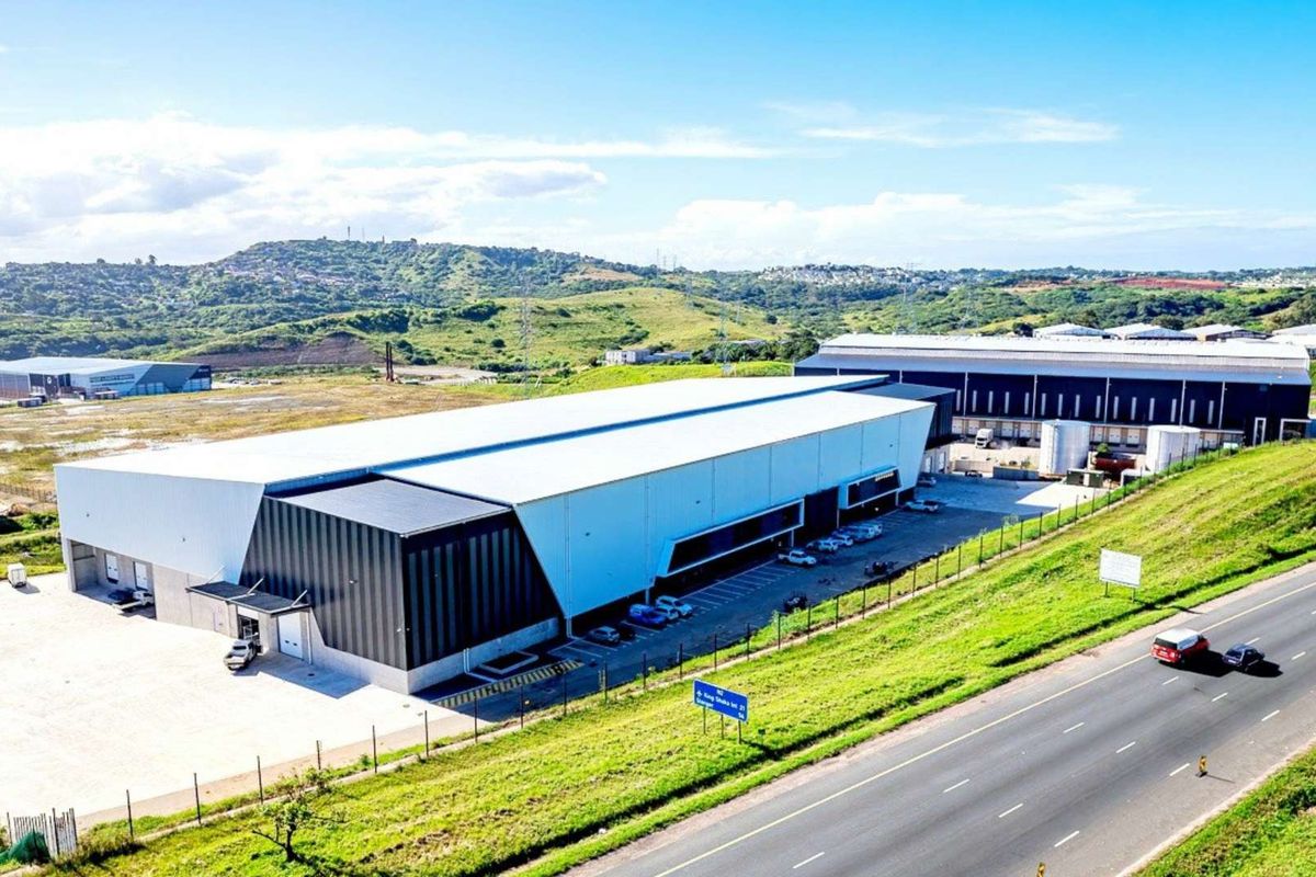 4,788m2 Warehouse To Let | Glen Anil Logistics Zone | Immediate Occupation - Photo 2