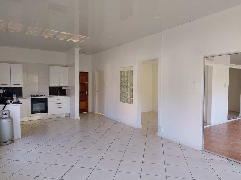 Modern Ground-Floor Luxury at The Bridles - Photo 2