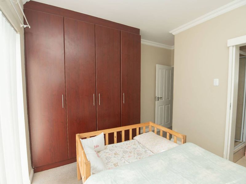 Comfortable Living - Photo 10