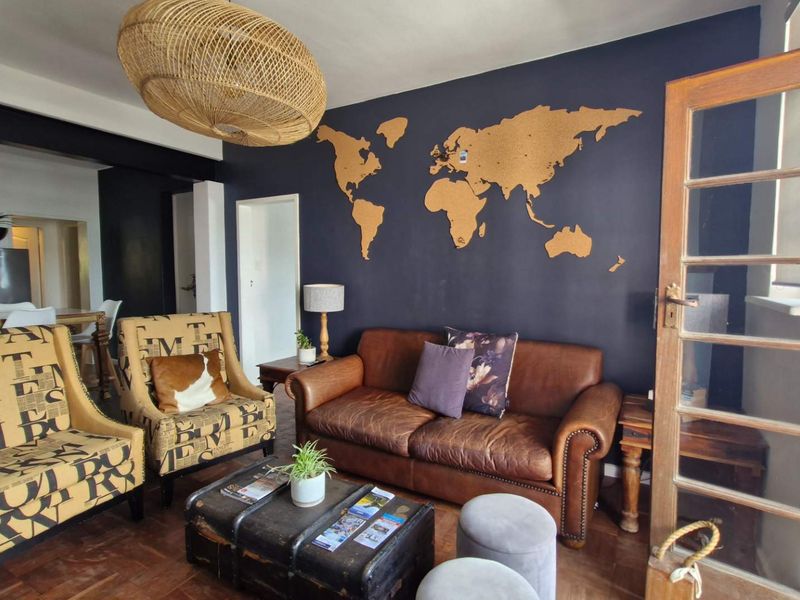 Beautifully Decorated Heritage Apartment with Private Jungle Garden. - Photo 4