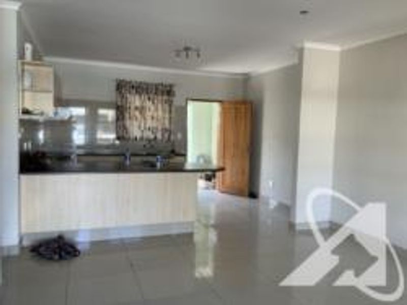 Two Bedroom Townhouse For Sale In Okahandja - Photo 5