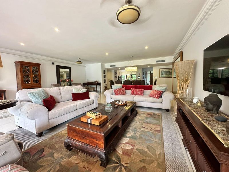 3 bedroom 3,5 bathroom apartment in Zimbali - Photo 3