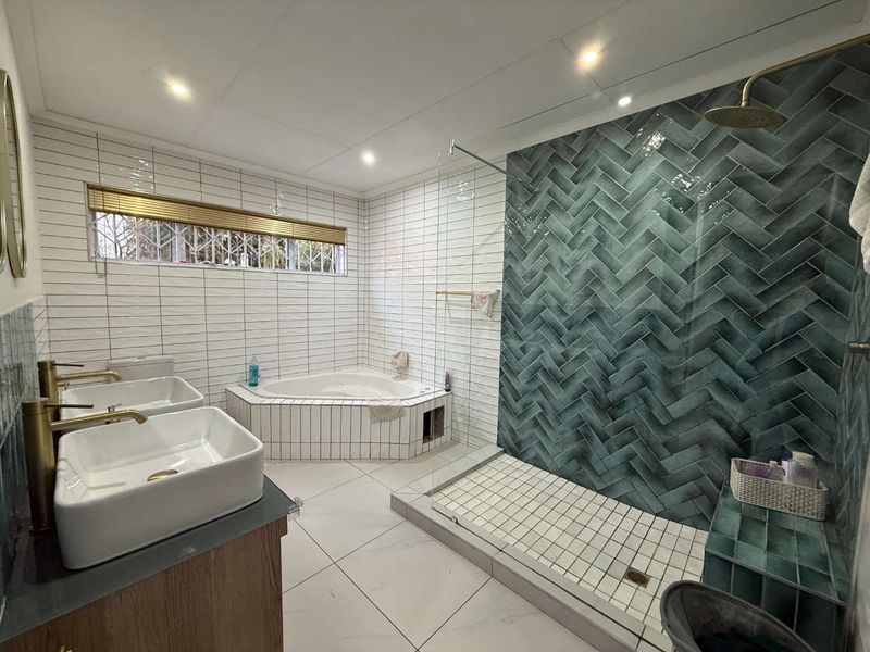 3 Bed, 2.5 bath family home in Queenswood Ext 2 - Photo 7