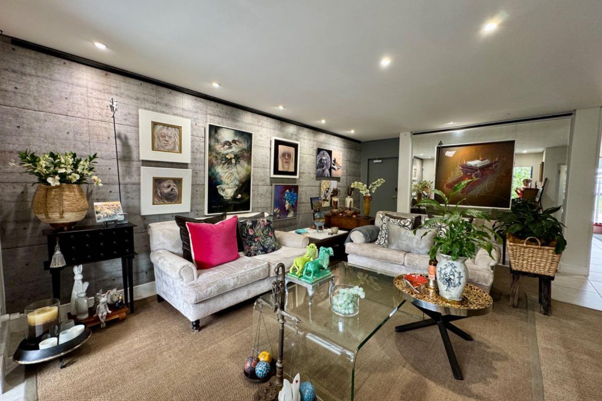 One of a Kind Two Bedroom Apartment Available in Polofields - Photo 3