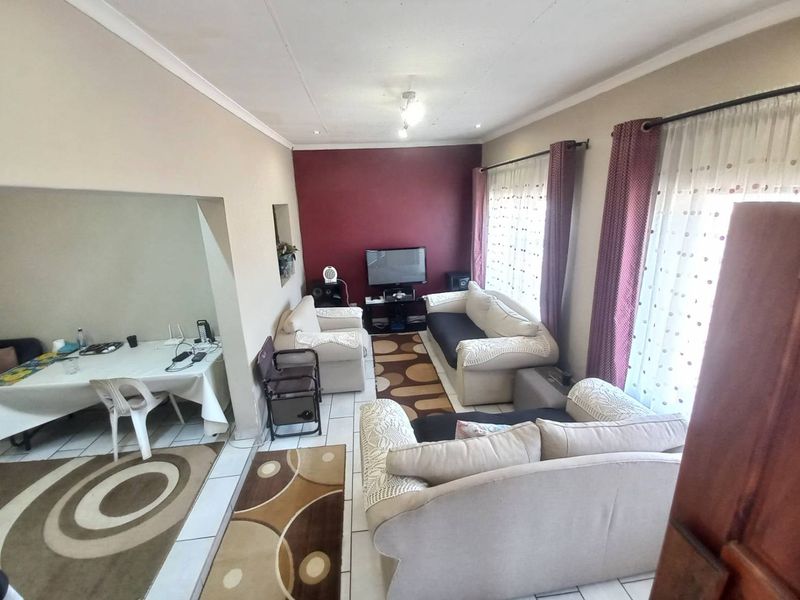 Four bedrooms house for sale in Lotus Gardens - Photo 7