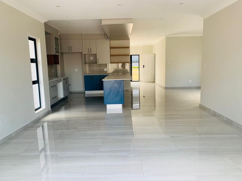 Wildlife meets everyday living - Photo 4