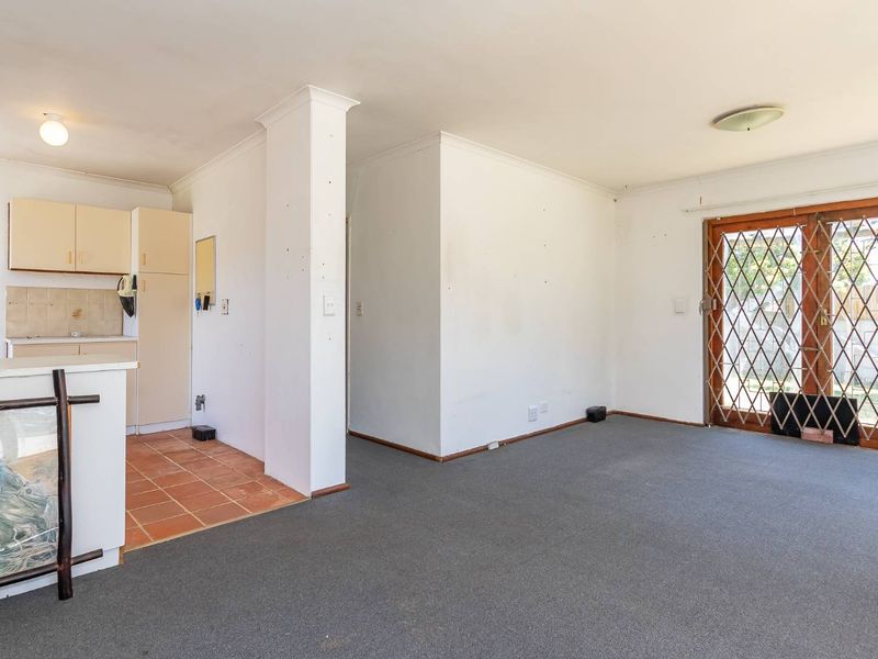 Create Your Dream Home on a Large Erf in Capri - Photo 4