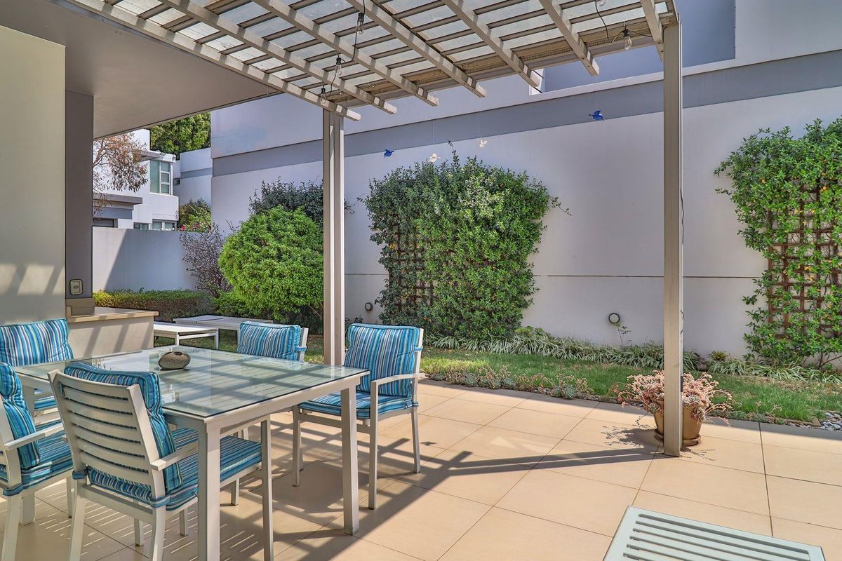 3 bedroom furnished cluster for sale in Bryanston - Photo 4