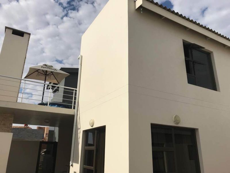 FOR SALE - 3 BEDROOM HOUSE IN LONG BEACH,WALVIS BAY - Photo 3