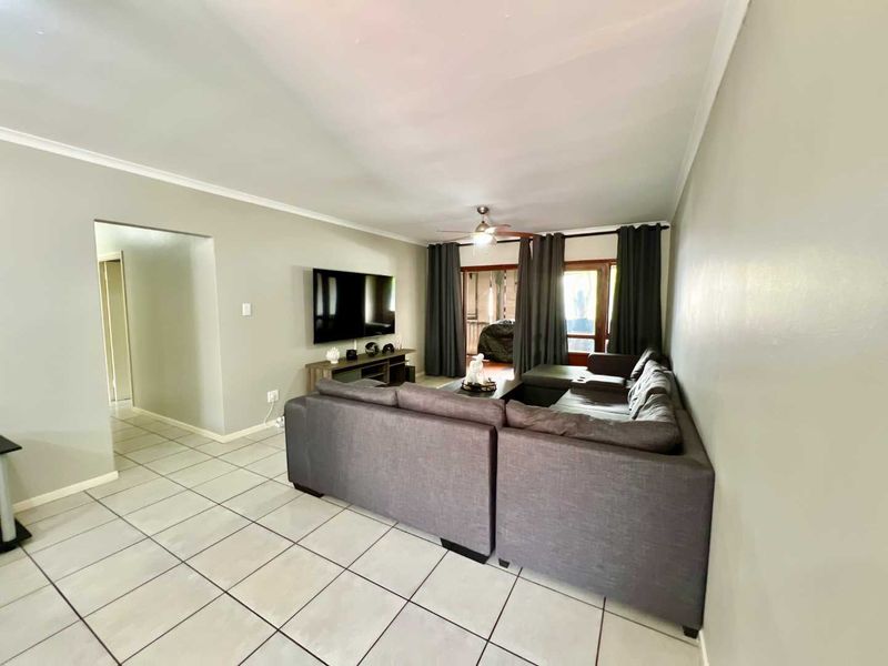 Charming and spacious apartment for sale - Photo 6