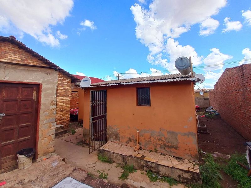 Two Bedrooms house for sale in Atteridgeville - Photo 8