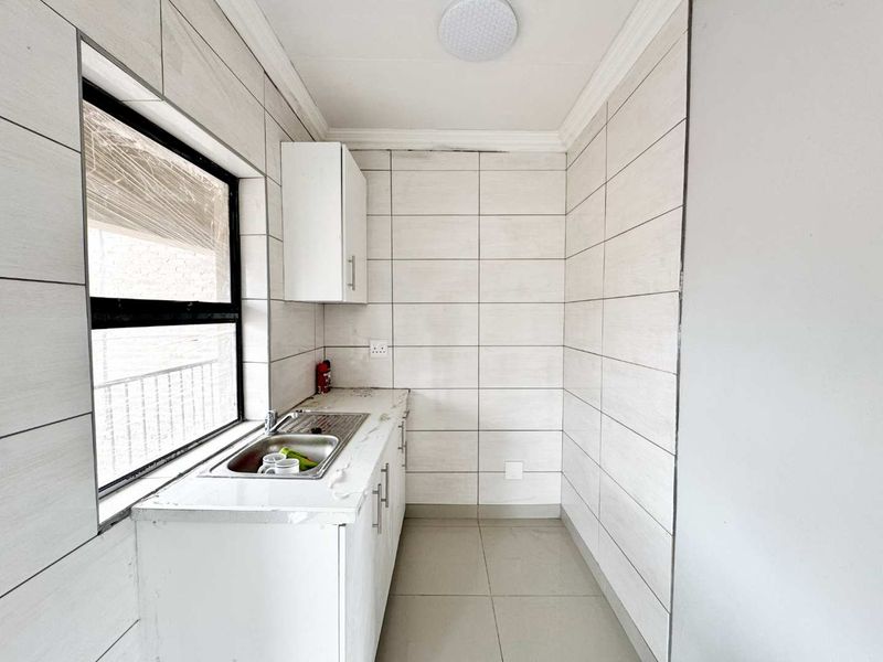 Modern Studio Apartment - Photo 4