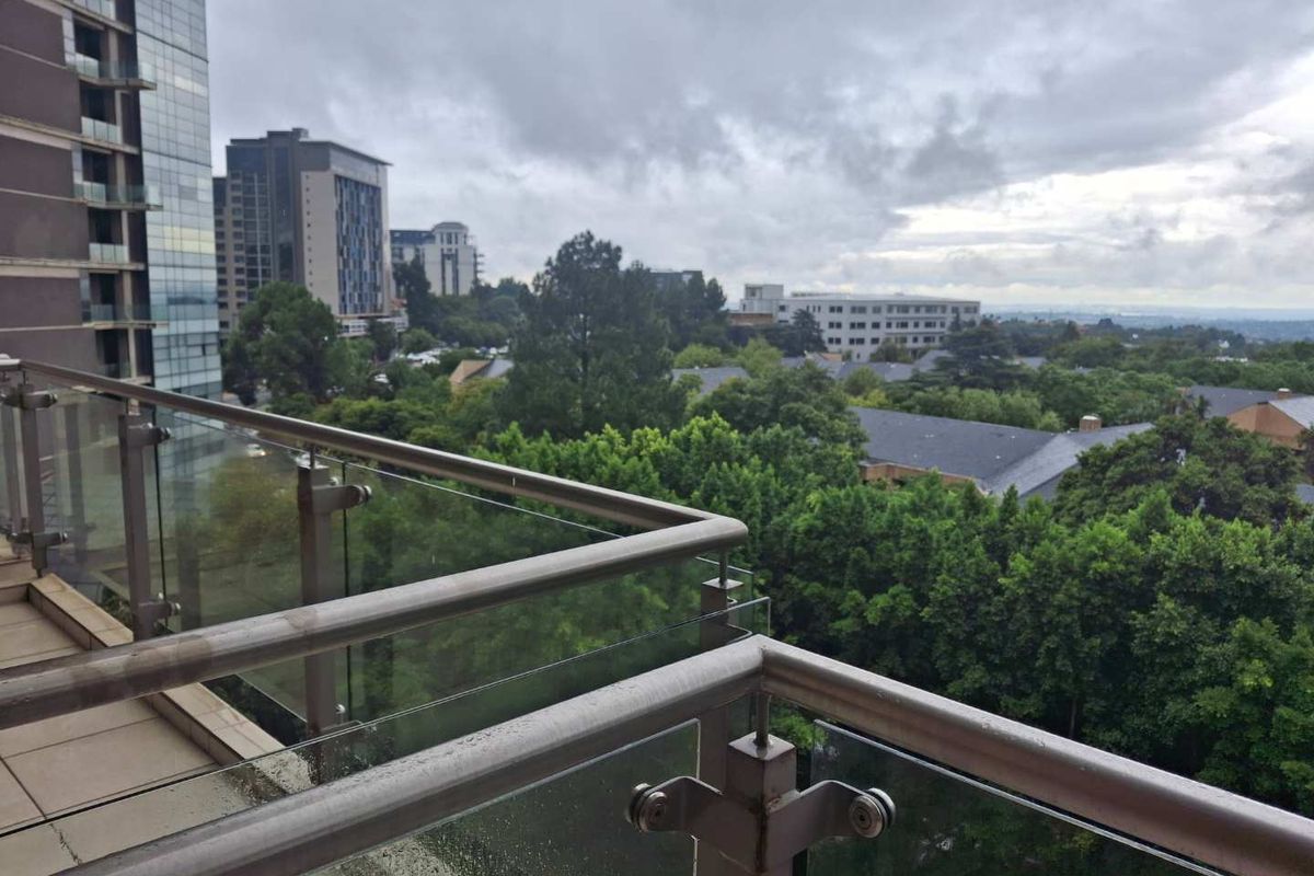 A CHARMING TWO BEDROOM FURNISHED APARTMENT - Photo 5