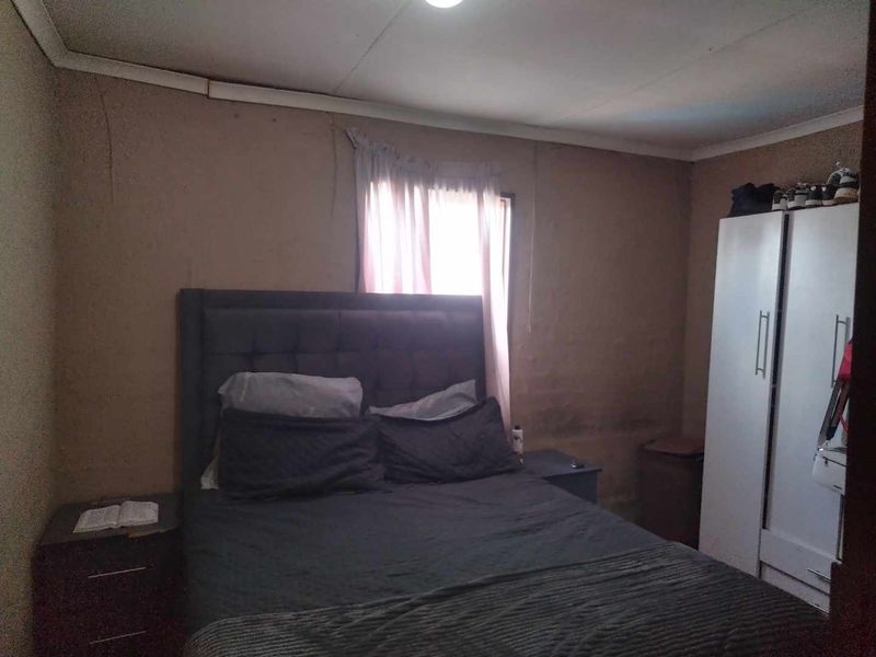 RDP house for sale in Soshanguve South EXT 19 - Photo 6