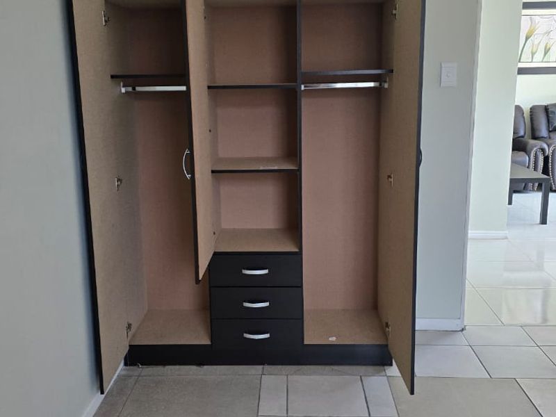 Room to rent for adult only at 159 Voortrekker Road - Photo 7