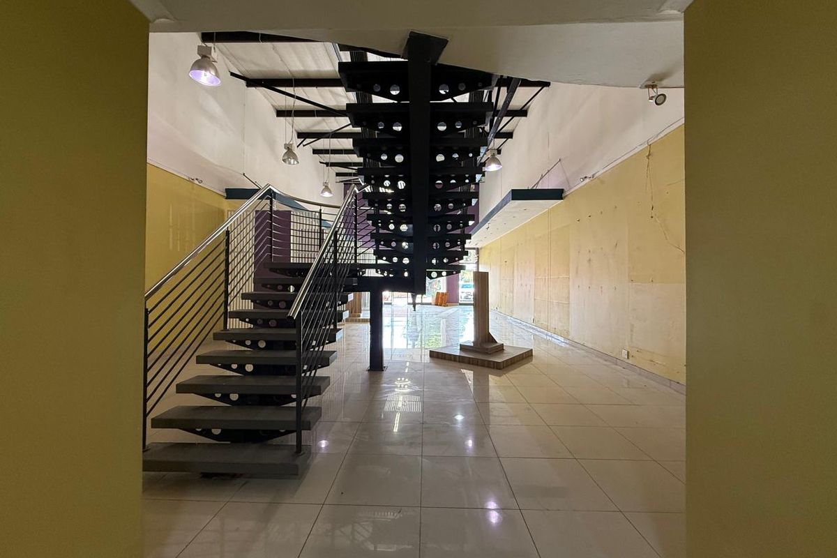 Prime Retail Space Available in Pineslopes - Photo 2