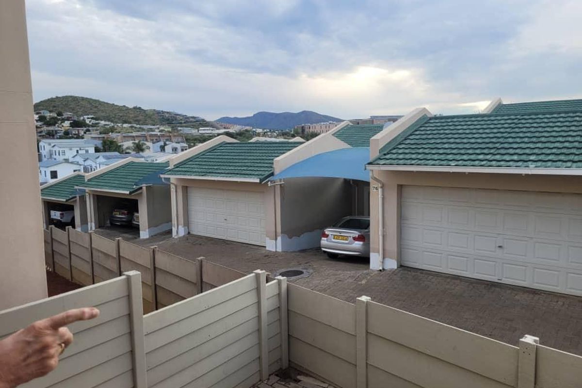 **FOR SALE - KLEINE PALACE, KLEINE KUPPE** - Photo 5