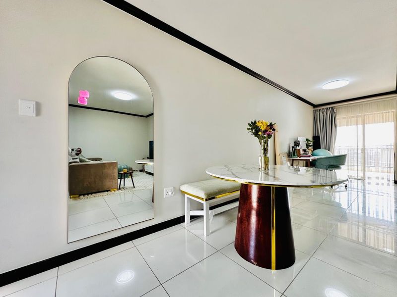 1 Bedroom Apartment in Fourways - Photo 4