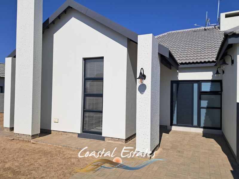 Stunning 3-Bedroom Home in Extension 39, Swakopmund - Photo 1