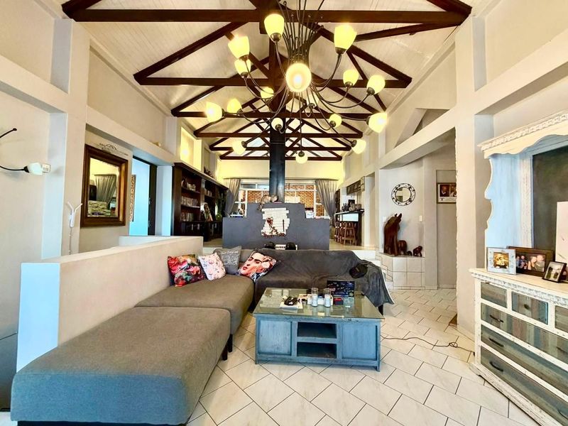 3 Bedroom House For Sale in Ludwigsdorf - Photo 8