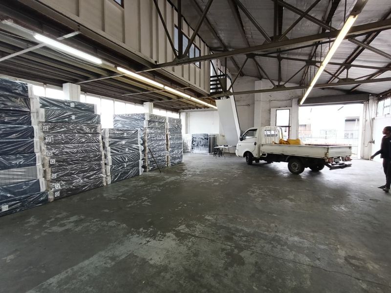 INDUSTRIAL WORKSHOP / FACTORY TO LET – NEAR ST JOHNS, PINETOWN - Photo 5