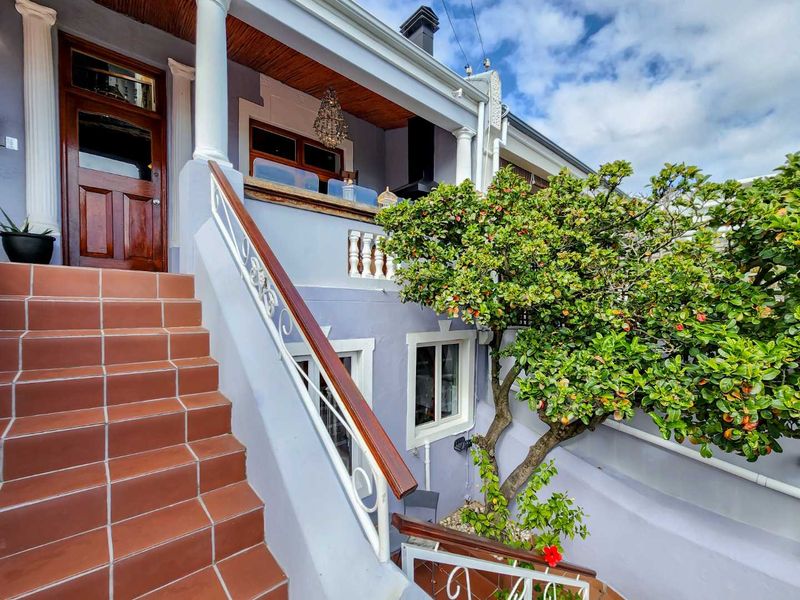 3 bedroom house with views in Upper Sea Point - Photo 4