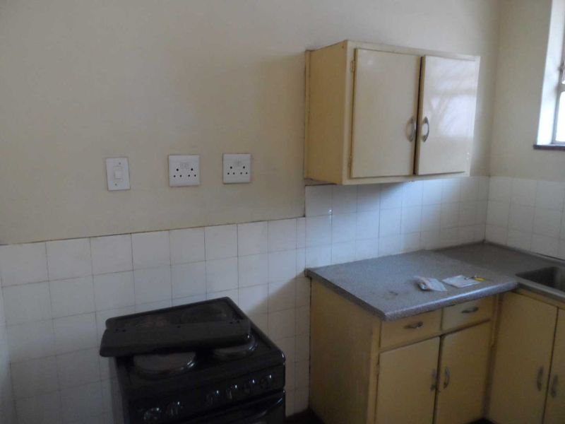 2.5 BEDROOM FLAT TO RENT IN SUNNYSIDE - Photo 4