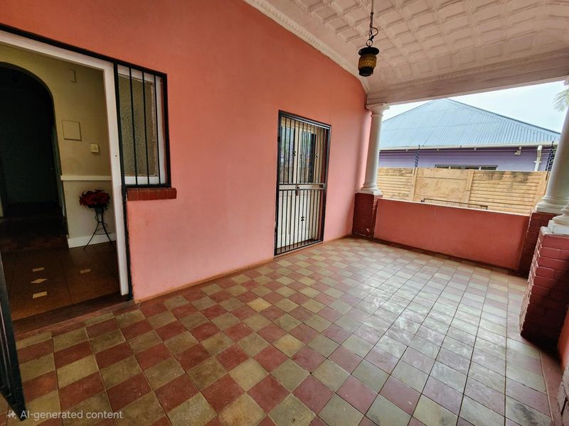 Unbeatable Versatility: High-Exposure Property Perfect for Business or family home - Photo 3