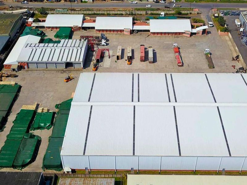 Warehouse / Factory to Let - Yard-Led Industrial HQ with Covered Loading (Prospecton Industrial) - Photo 2