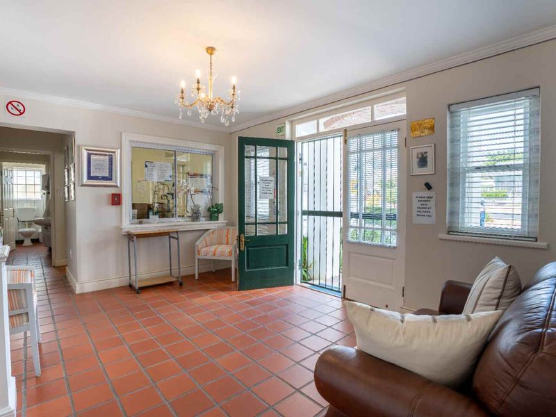 Rare Franschhoek Investment: Boutique Hotel Ready for Development - Photo 10