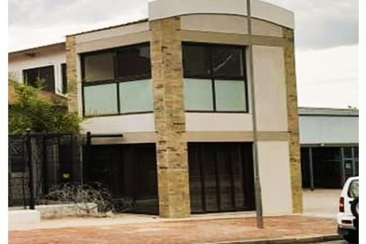 “Gems & Great Coffee: A Winning Combination” - Photo 2