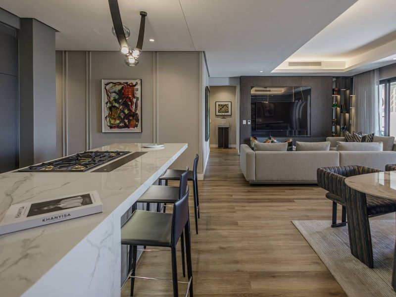 Luxurious 3-Bedroom Apartment in City Centre, Steyn City - Photo 2