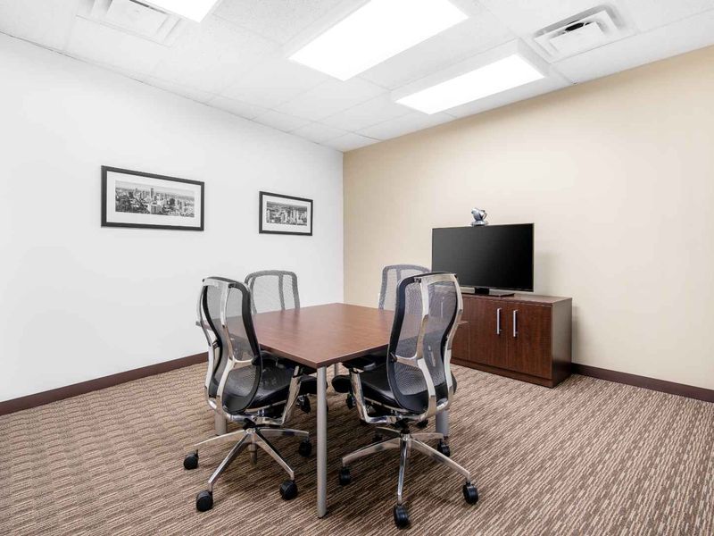 Private office space for 1 person in Regus Tyger Valley, Willowbridge - Photo 5
