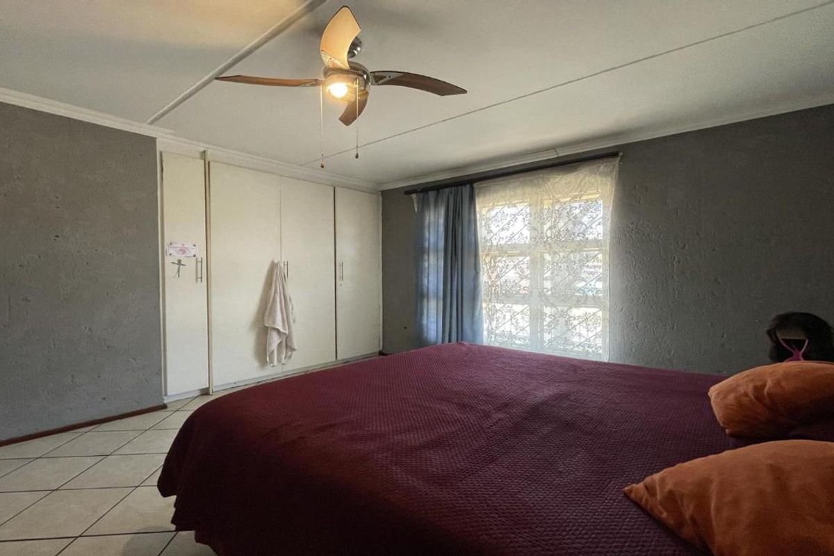 2 Bedroom Unit for Sale in Mulbarton - Photo 5