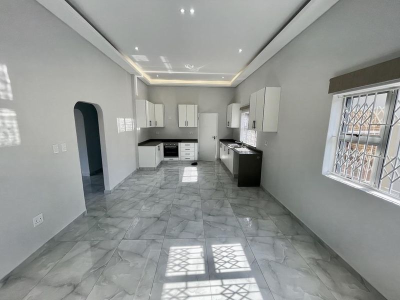 Hendra - Spacious Newly Renovated Home – Ideal for an Extended Family - Photo 7