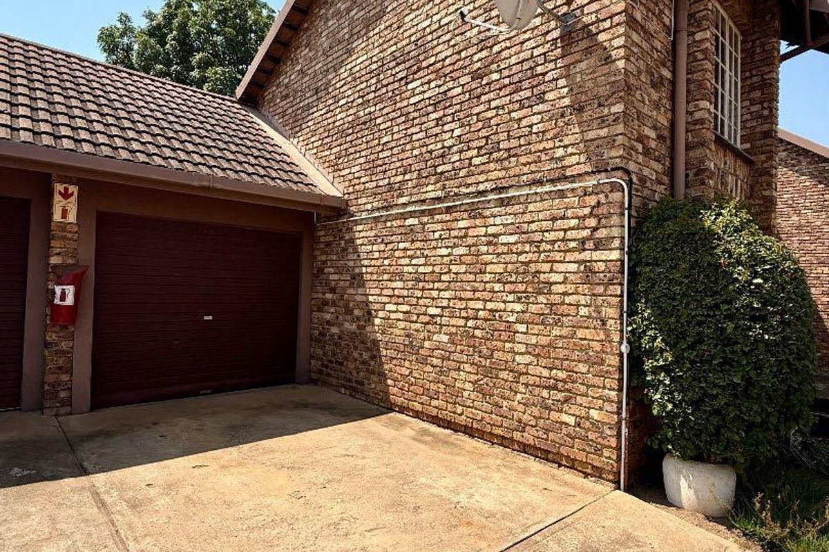 2 bedroom with loft to rent - Photo 3