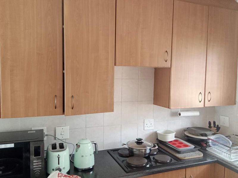 INVESTORS , NEWLY WEDS OR PENSIONER - Photo 10