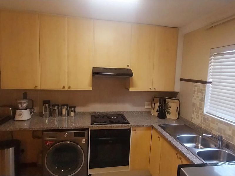 2 Bedroom House In Sand Stone Estate - Photo 3