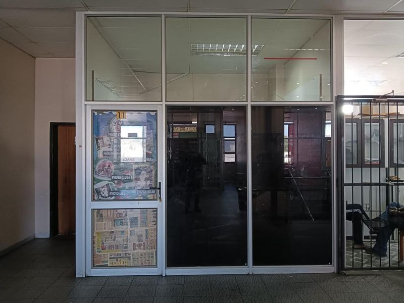 Prime First-Floor Space Opposite Phoenix Plaza – High Foot Traffic! - Photo 2