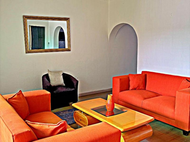 Marvelous 2 Bedroom unit - Photo 8