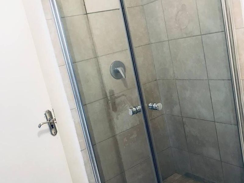 Dream Townhouse in Katutura for 600k! Act Fast! - Photo 3