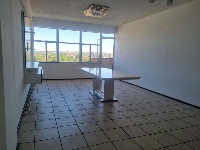 Central Benoni Gem: 2 Bedroom Apartment for Sale - Photo 9