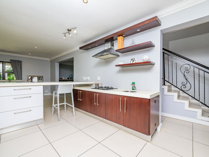 Hendra Estates - Secure Estate Living! 5 Bedroom Home For Rent In Security Estate In La Lucia! - Photo 6