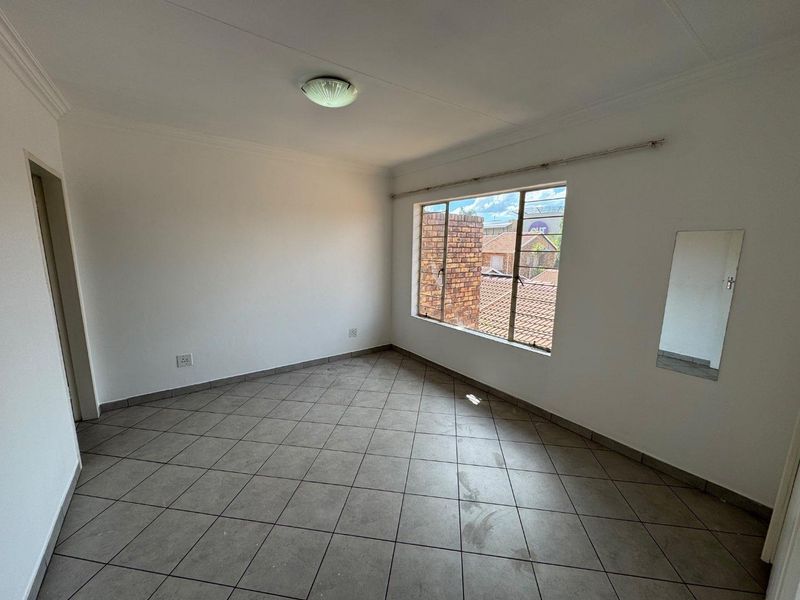 Property For Sale in Sale in Zwartkop, Centurion - Photo 5