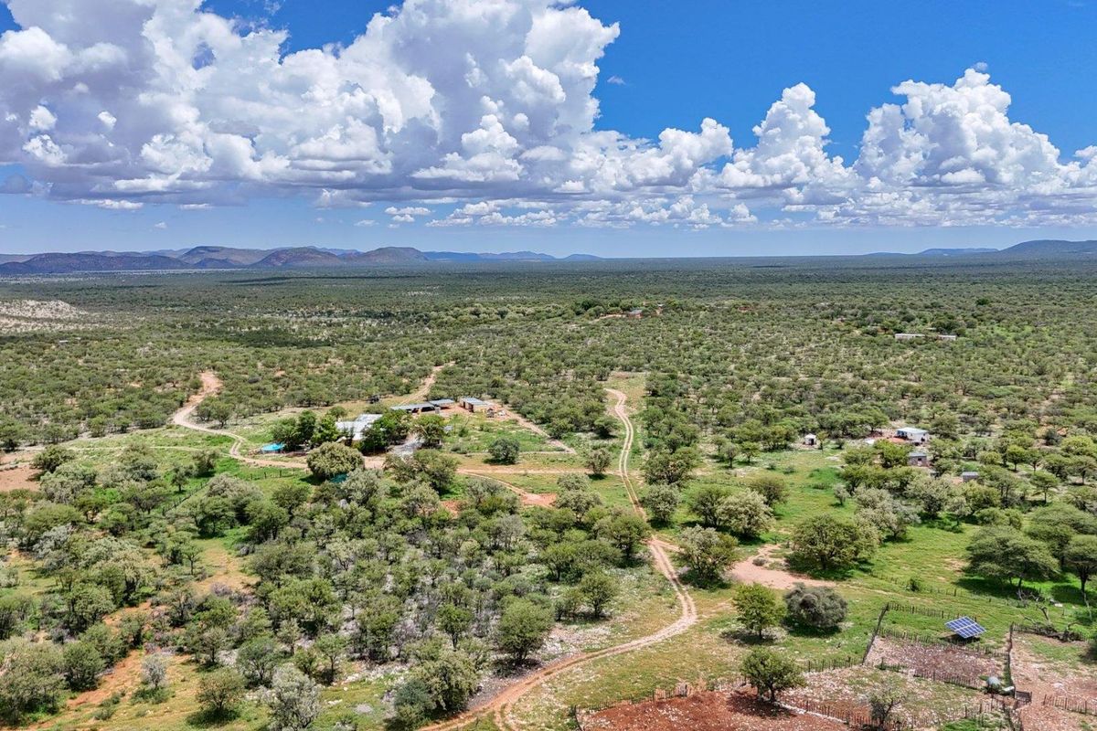 Kunene region, Outjo district:  Beautiful Farm direct off C39 is for Sale - Photo 3